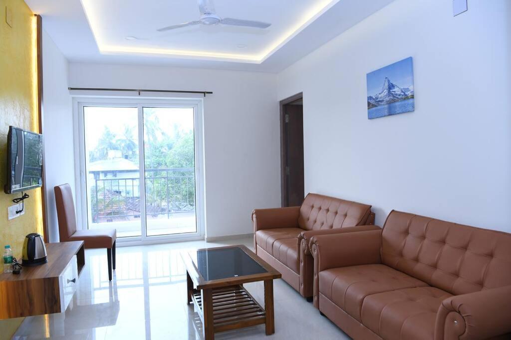 Beach Heaven Deluxe Rooms & Serviced Apartments Suratakal Exterior photo